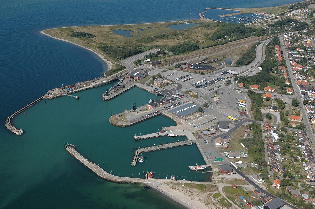 Gedser Lystbådehavn set fra vandet